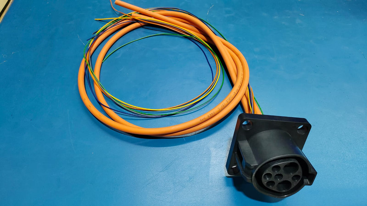 IEC 612196-6 (TYPE 6) CHARGING INLET-80A