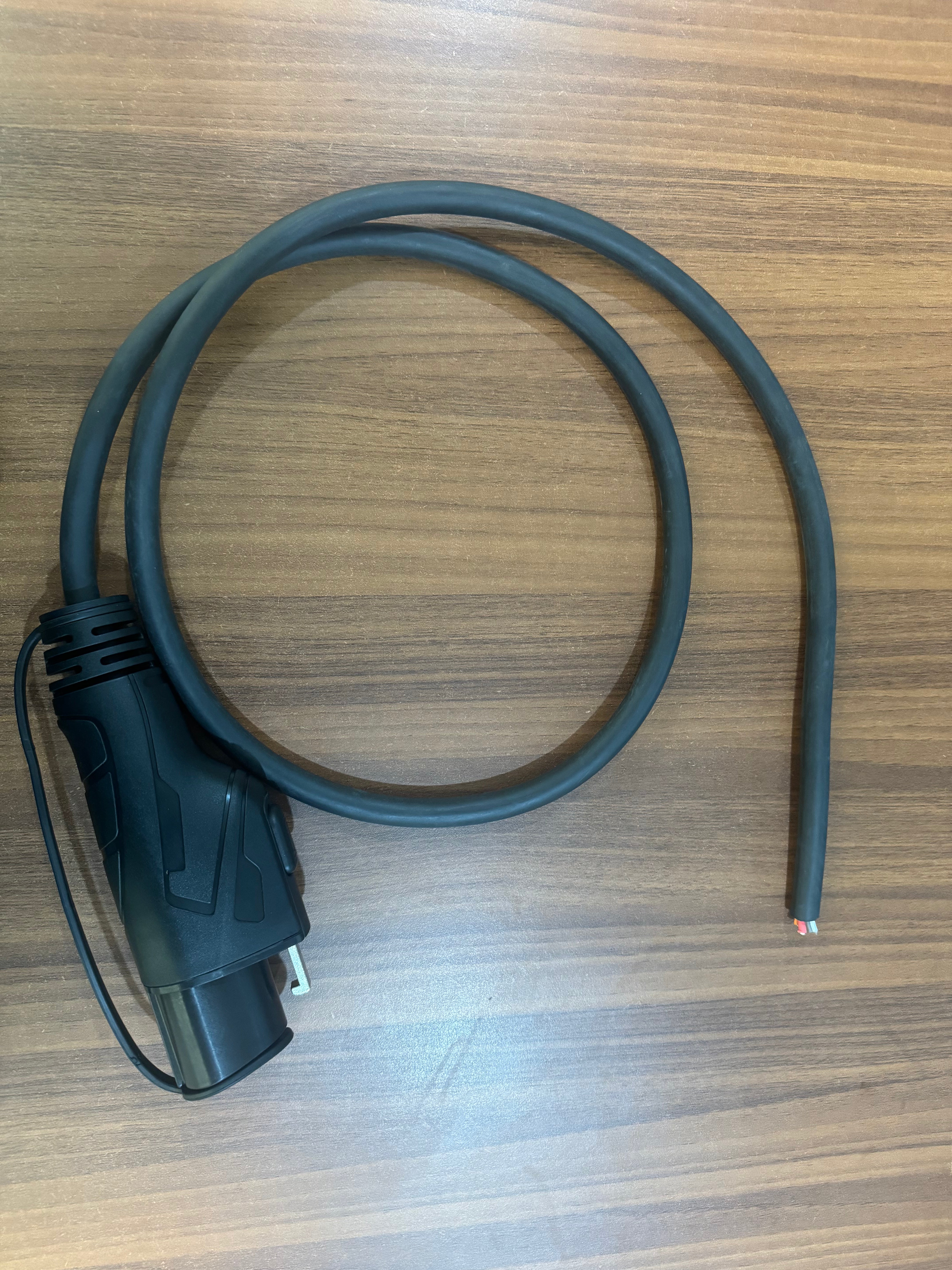 IEC 612196-6(TYPE 6) CHARGING GUN ASSY