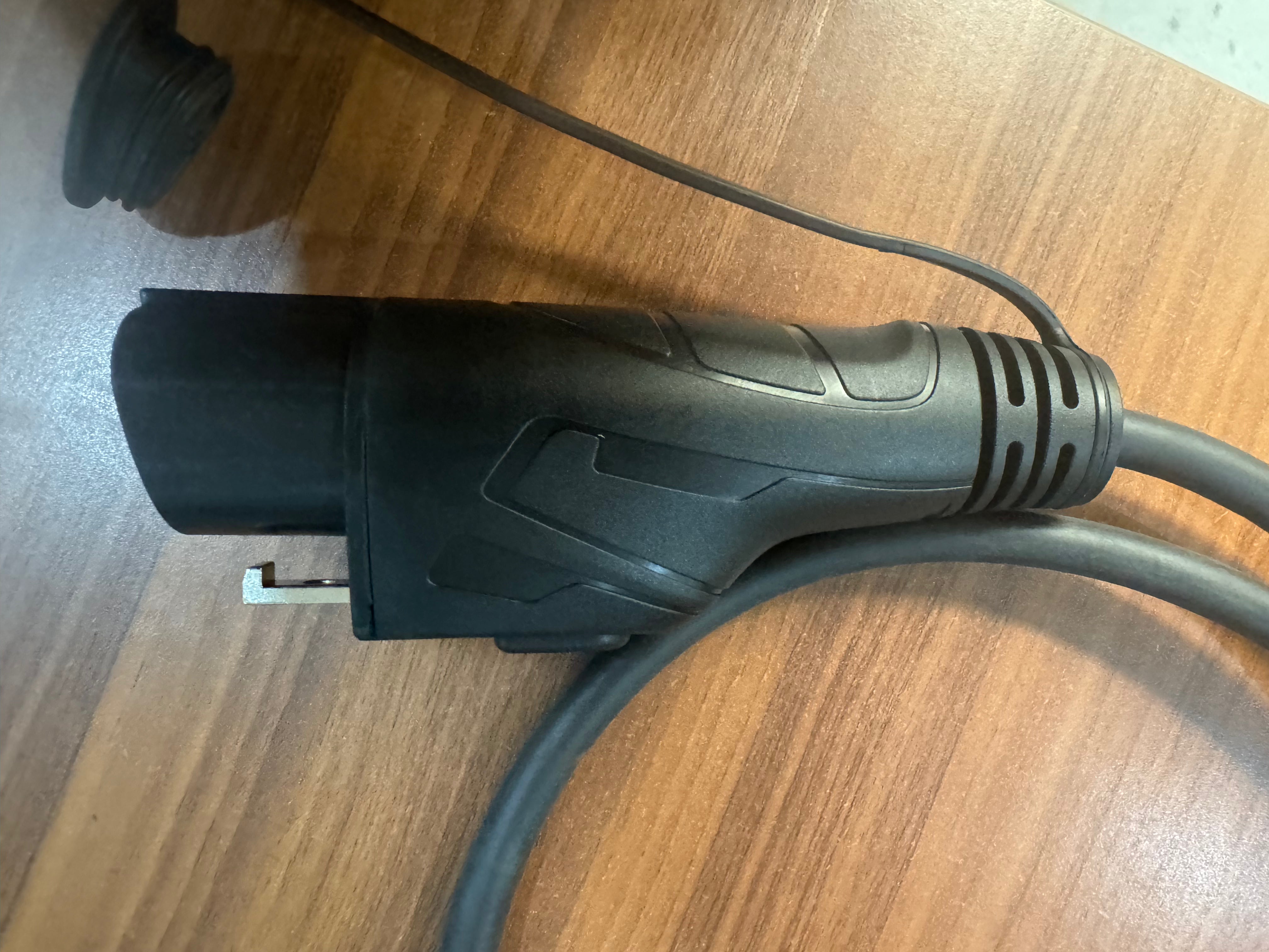 IEC 612196-6(TYPE 6) CHARGING GUN ASSY
